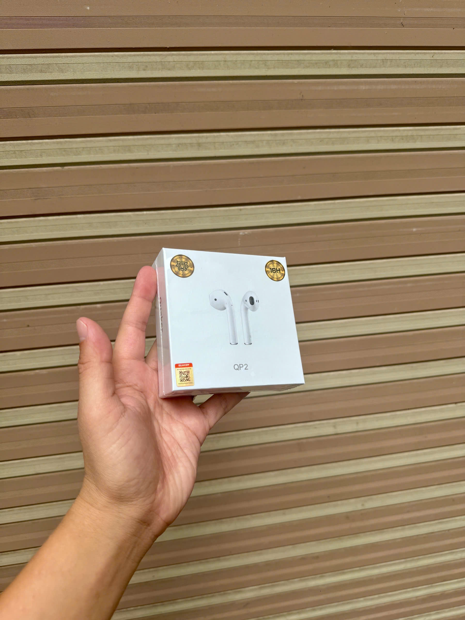 Tai nghe Bluetooh Quaker QP2