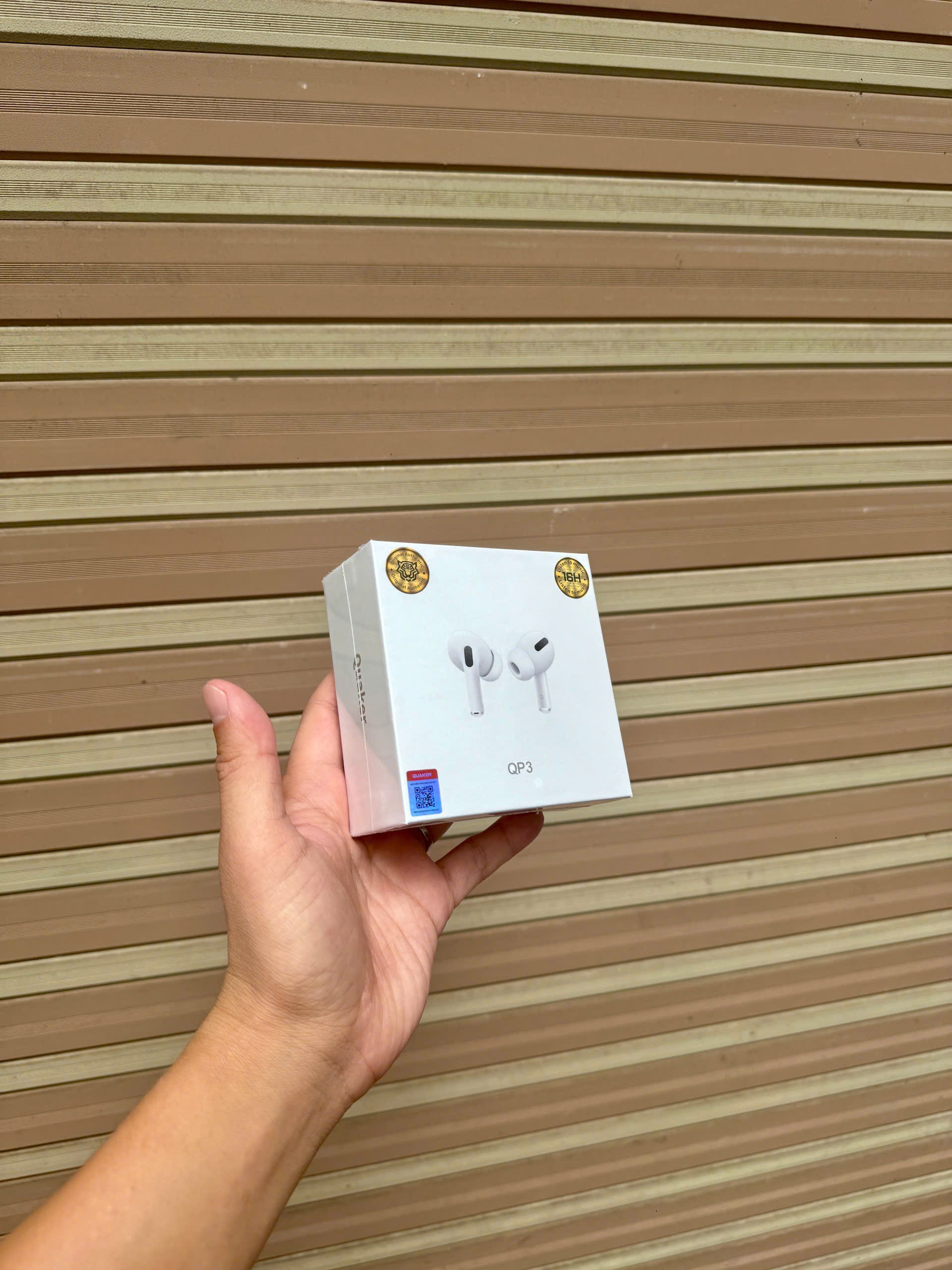 Tai nghe Bluetooh Quaker QP3