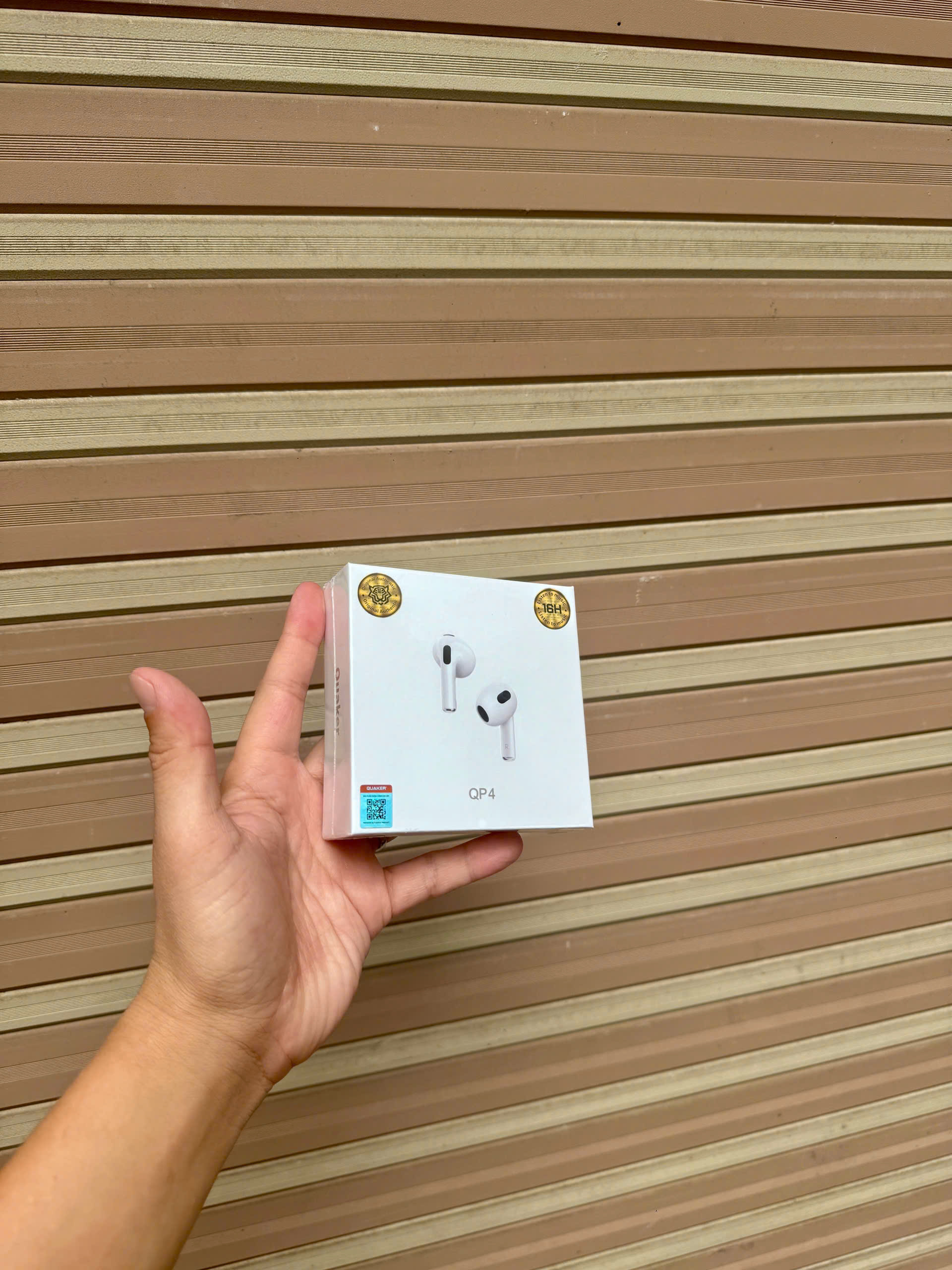 Tai nghe Bluetooh Quaker QP4